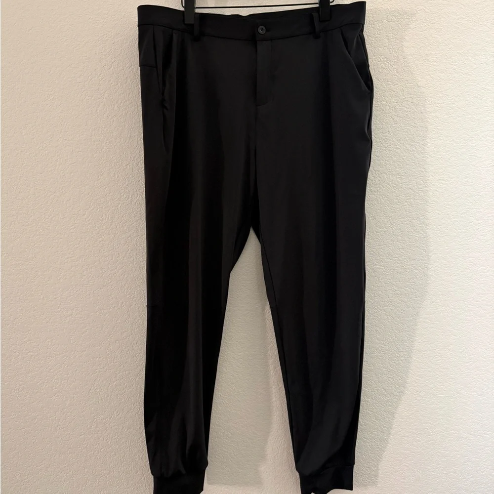 Men's Black Lightweight Slim Fit Joggers - Picture 6 of 8
